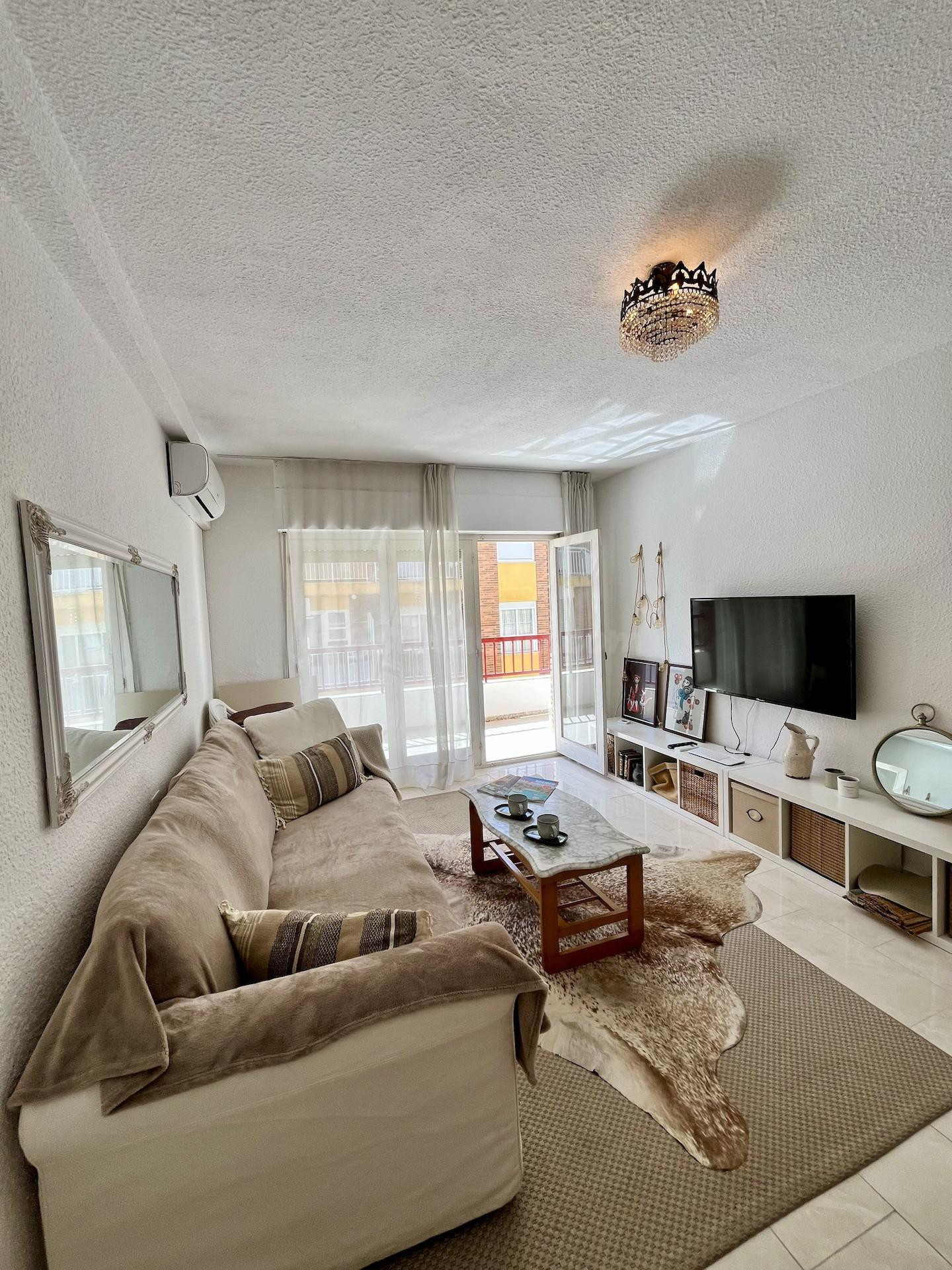 Apartamento de 3 dormitorios y 2 baños a 200 metros de Playa del Cura