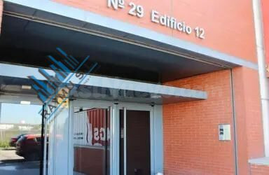 Oficina de 1.112 m2 en venta en Rejas – Madrid - foto 2