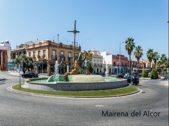 Encantadora Casa en Mairena del Alcor - ¡Lista para Transformar!