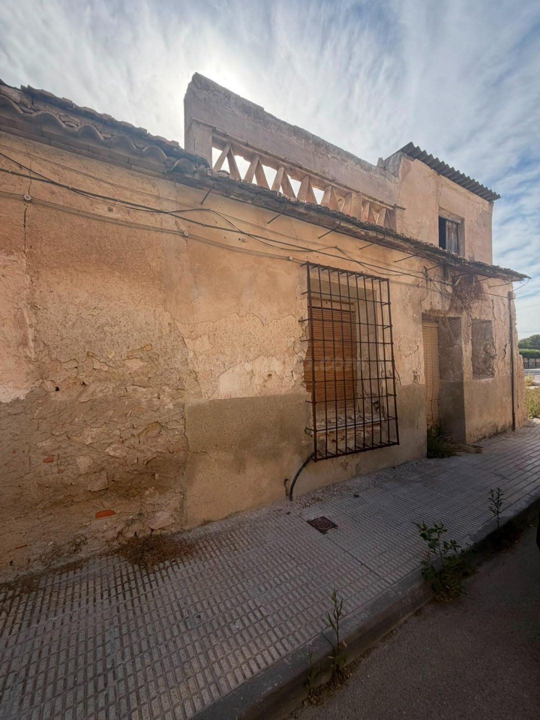 Solar edificable Benejúzar: 250 m² con orientación sur y acc - foto 3