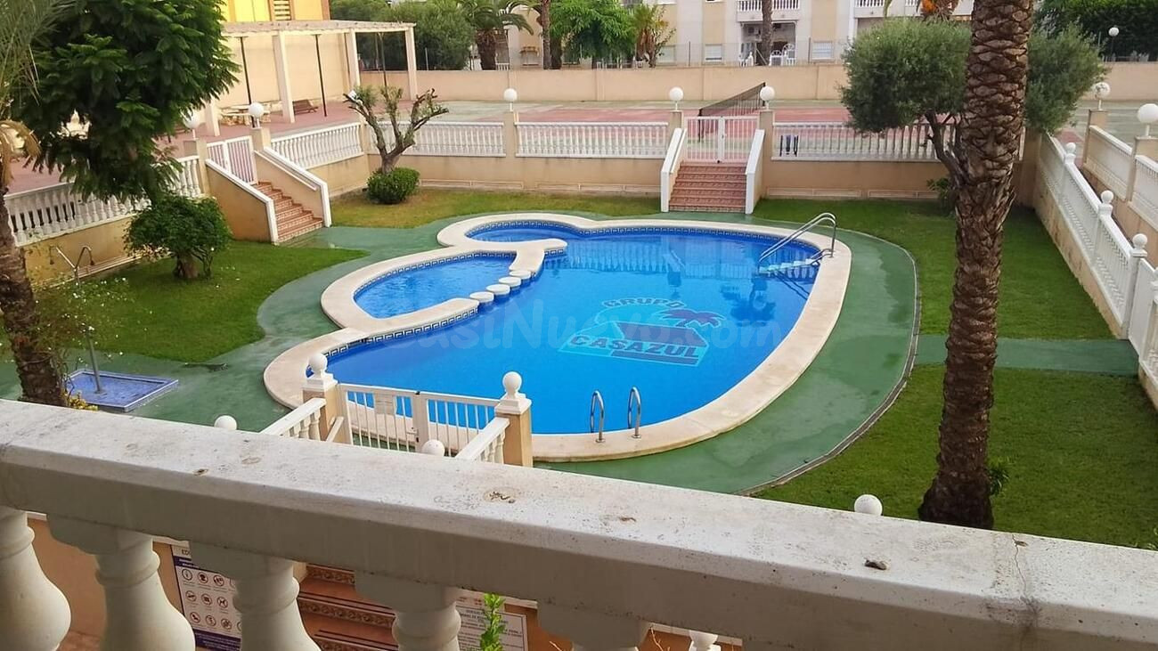 Ático luminoso 2 dormitorios 63m² en pleno centro de Torrevieja