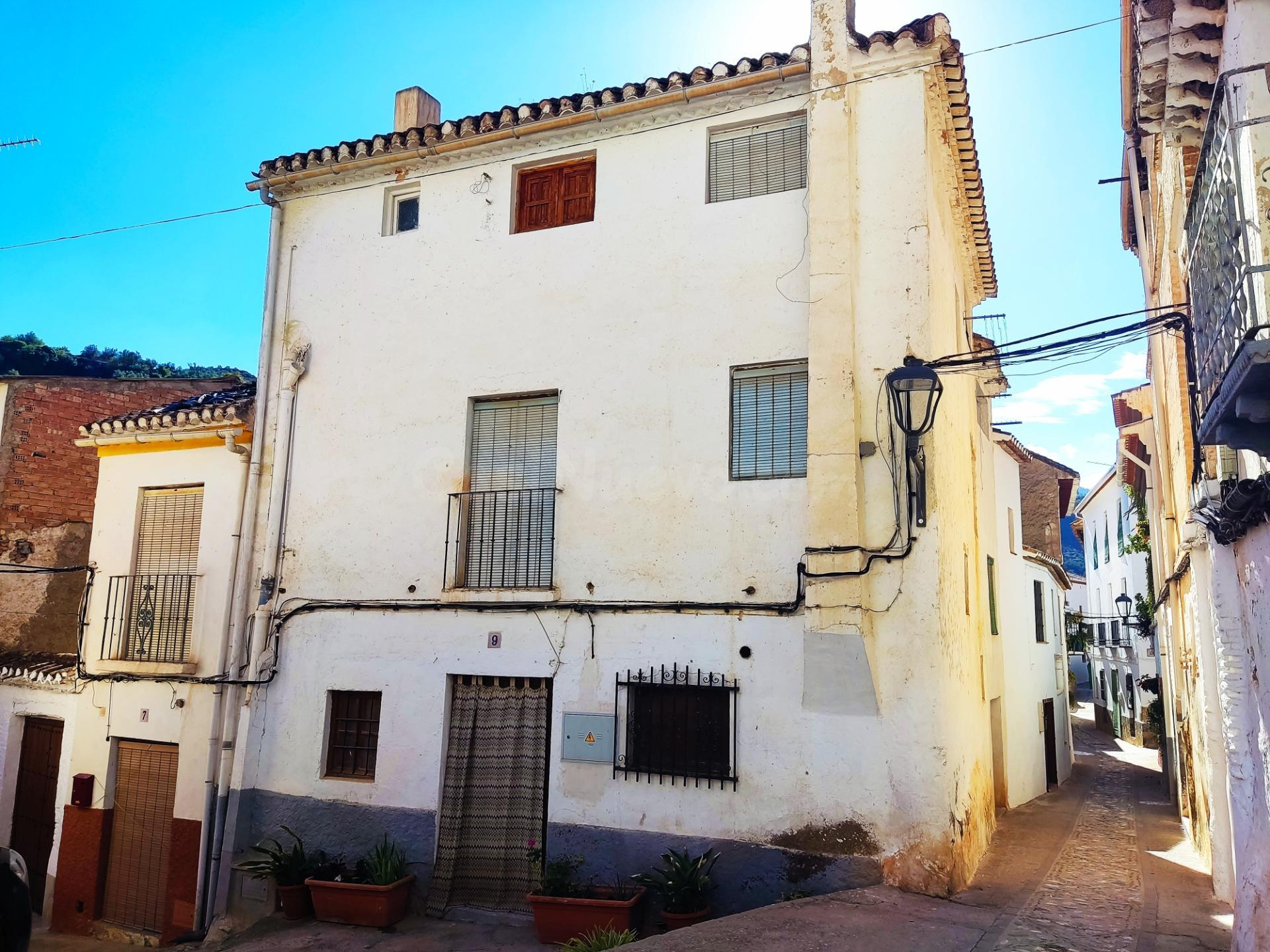 VIVIENDA EN SALERES  ( EL VALLE).