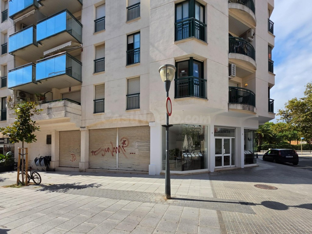 LOCAL COMERCIAL DE 60 M2 EN UNA DE LAS ZONAS MÁS TRANSITADAS - foto 4