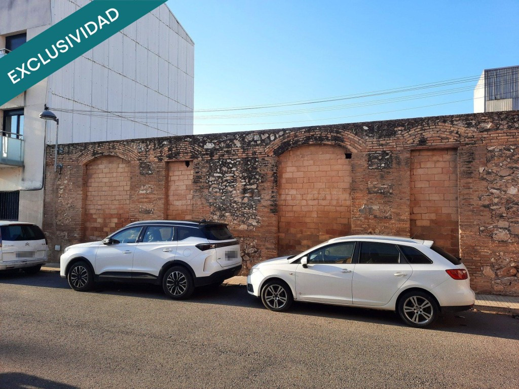 Solar urbano en esquina de 437 m² en Roquetes - foto 3