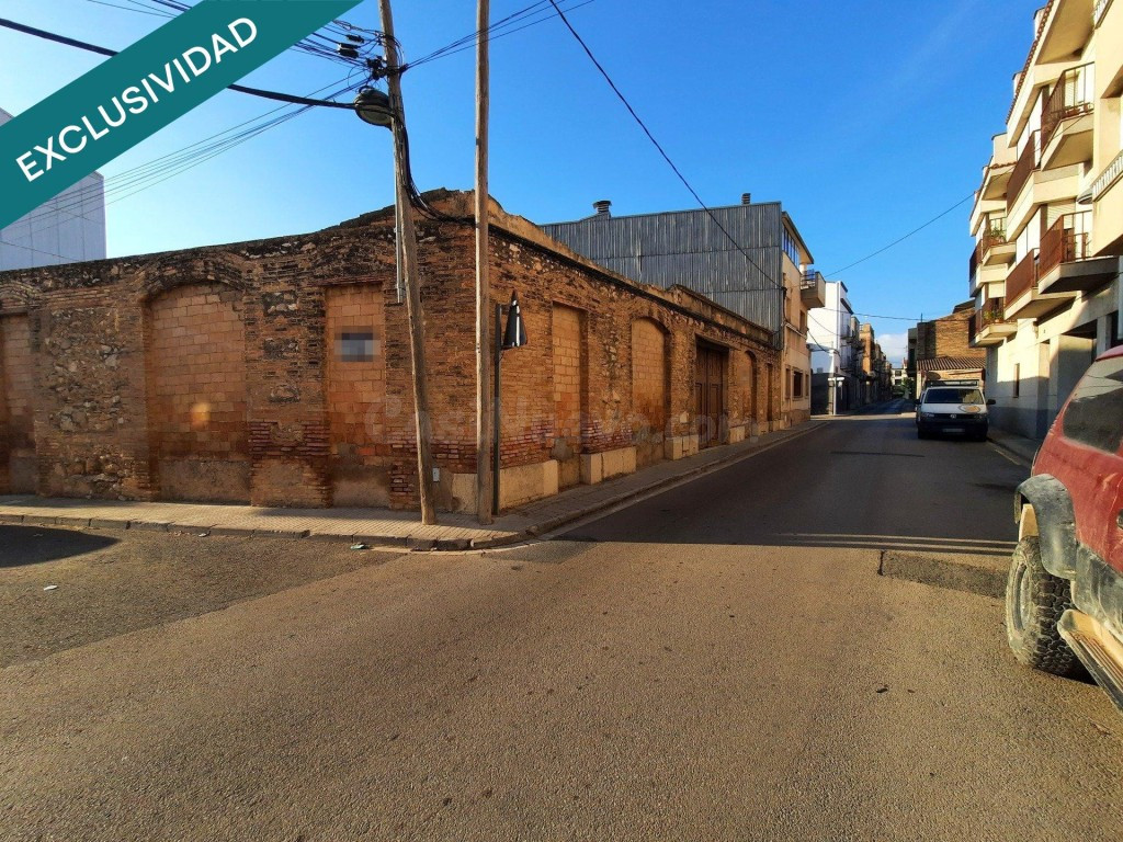 Solar urbano en esquina de 437 m² en Roquetes - foto 4