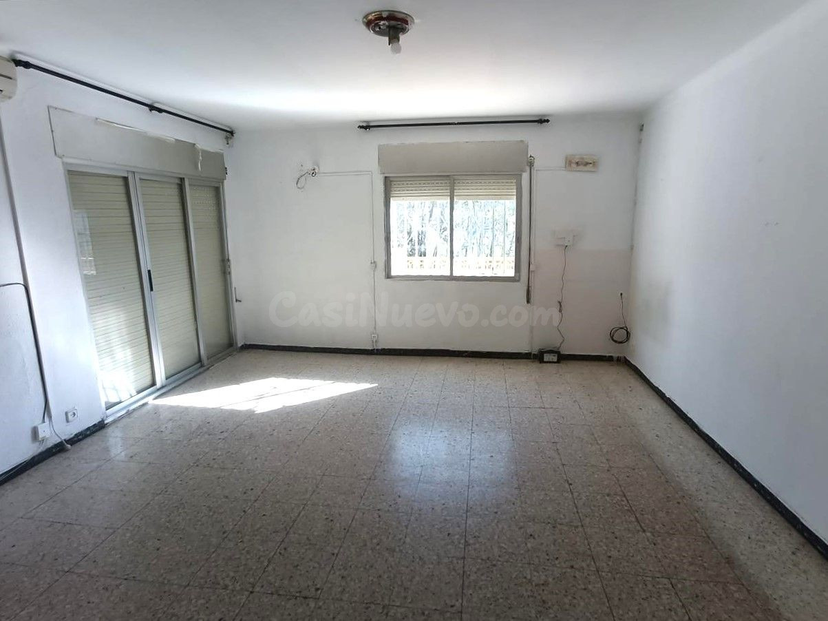 Venta casa en Castellví de Rosanes (Barcelona) - foto 2