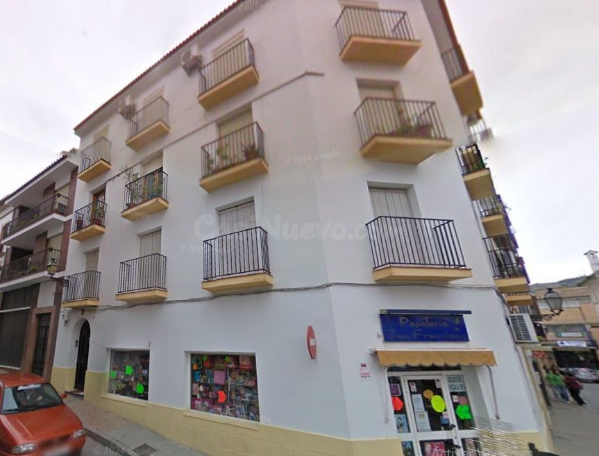 Apartamento 4 habitaciones 176m² en venta - Polígono - Alred - foto 3
