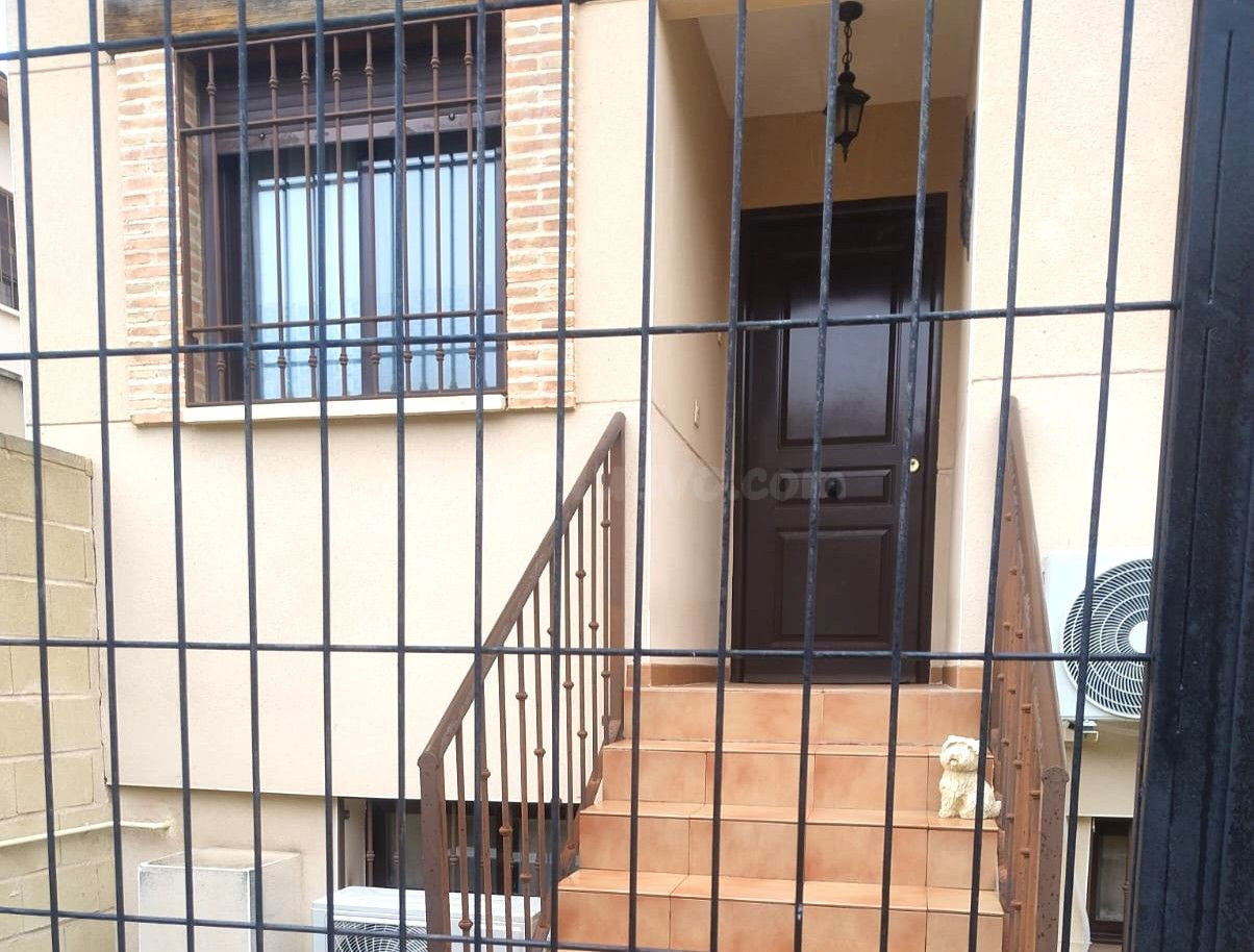 Casa 4 habitaciones 212m² en venta - Castilla la mancha - foto 4