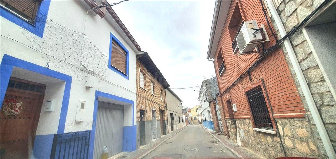 Casa 4 habitaciones 216m² en venta - Castilla la mancha - foto 3