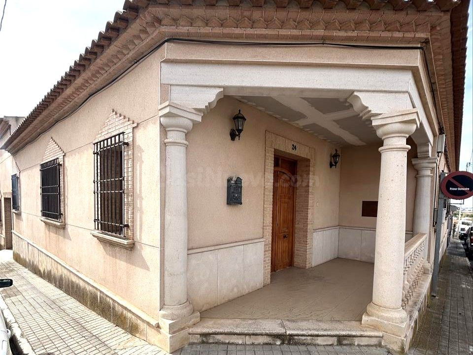 Casa 4 habitaciones 335m² en venta - Castilla la mancha - foto 2