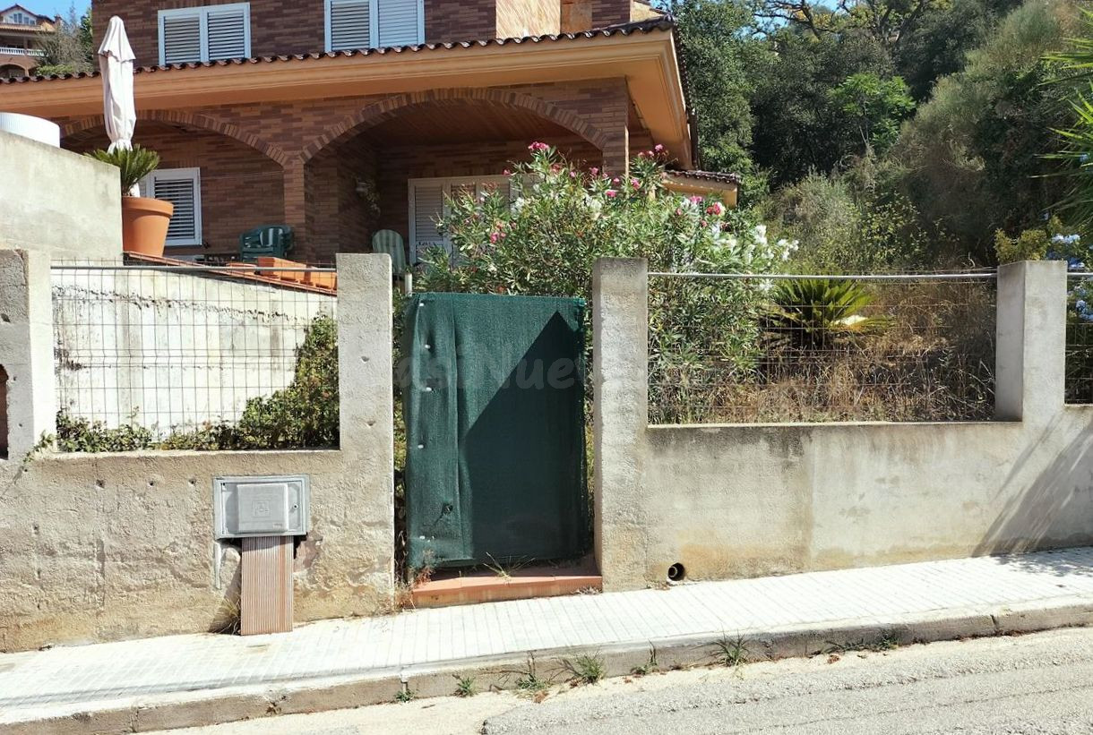 Casa 4 habitaciones 387m² en venta - Mas llobard - foto 2