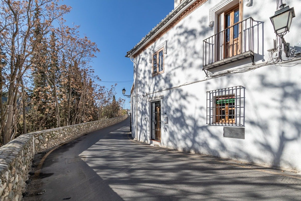 Casa reformada en el Camino del Sacromonte