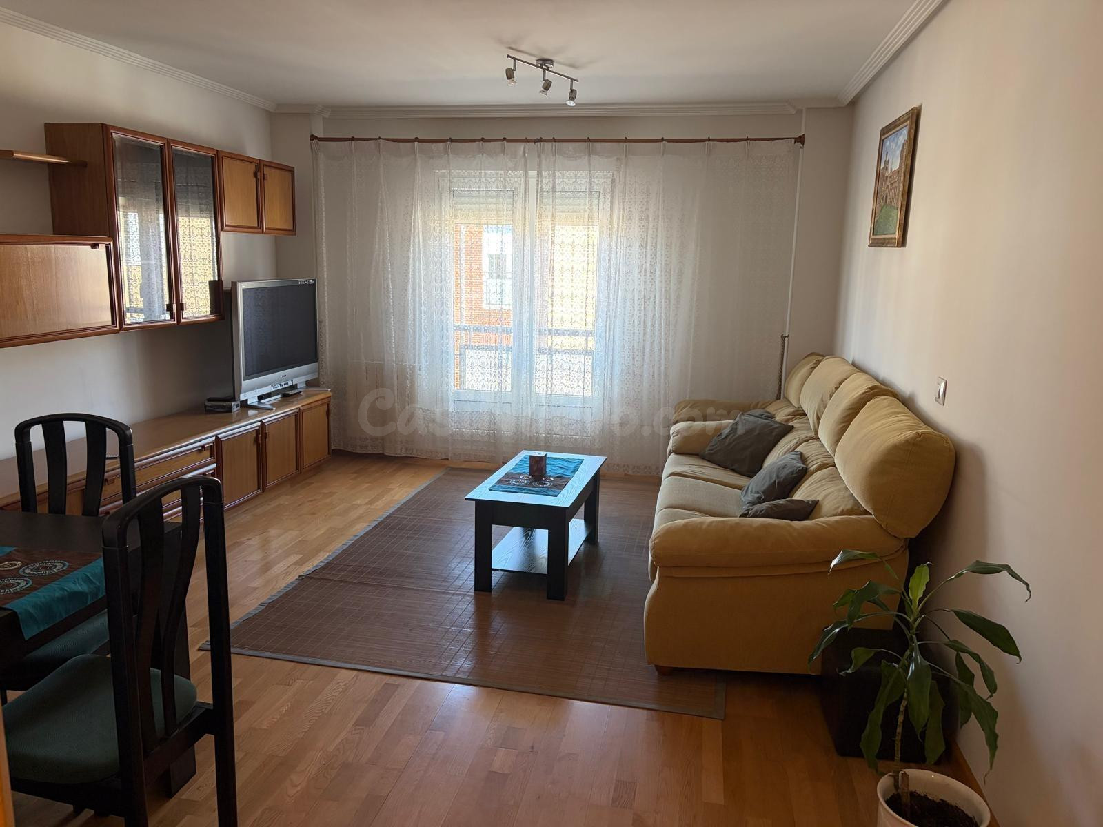 PISO EN PONFERRADA LA CEMBA