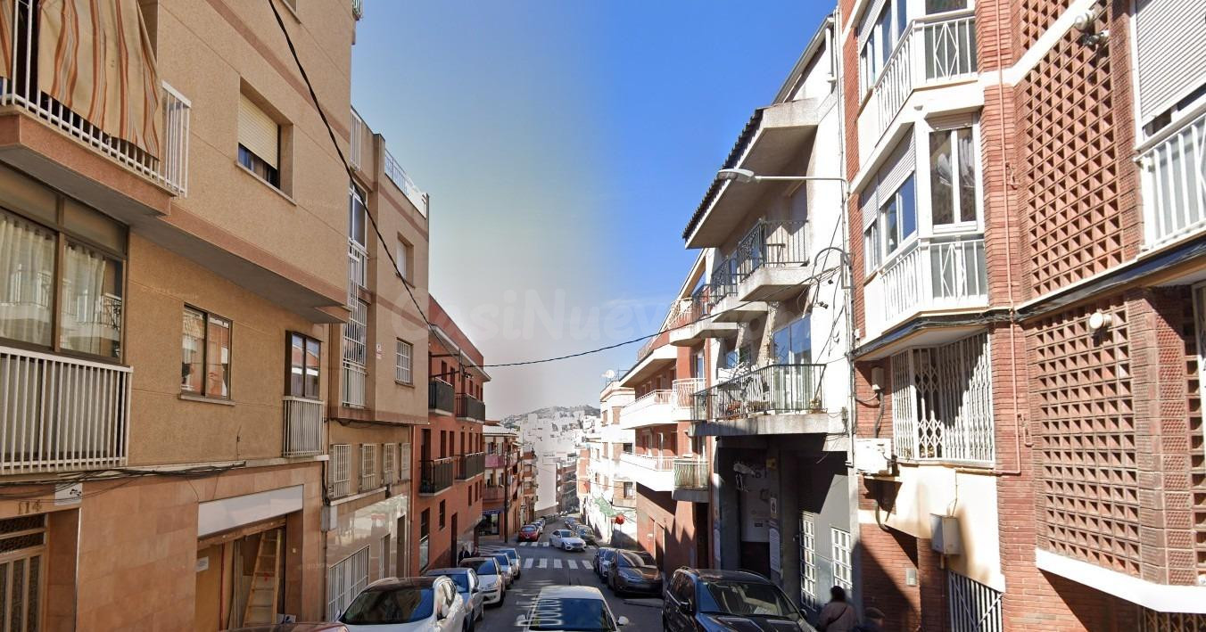 PISO EN SANTA COLOMA DE GRAMENET