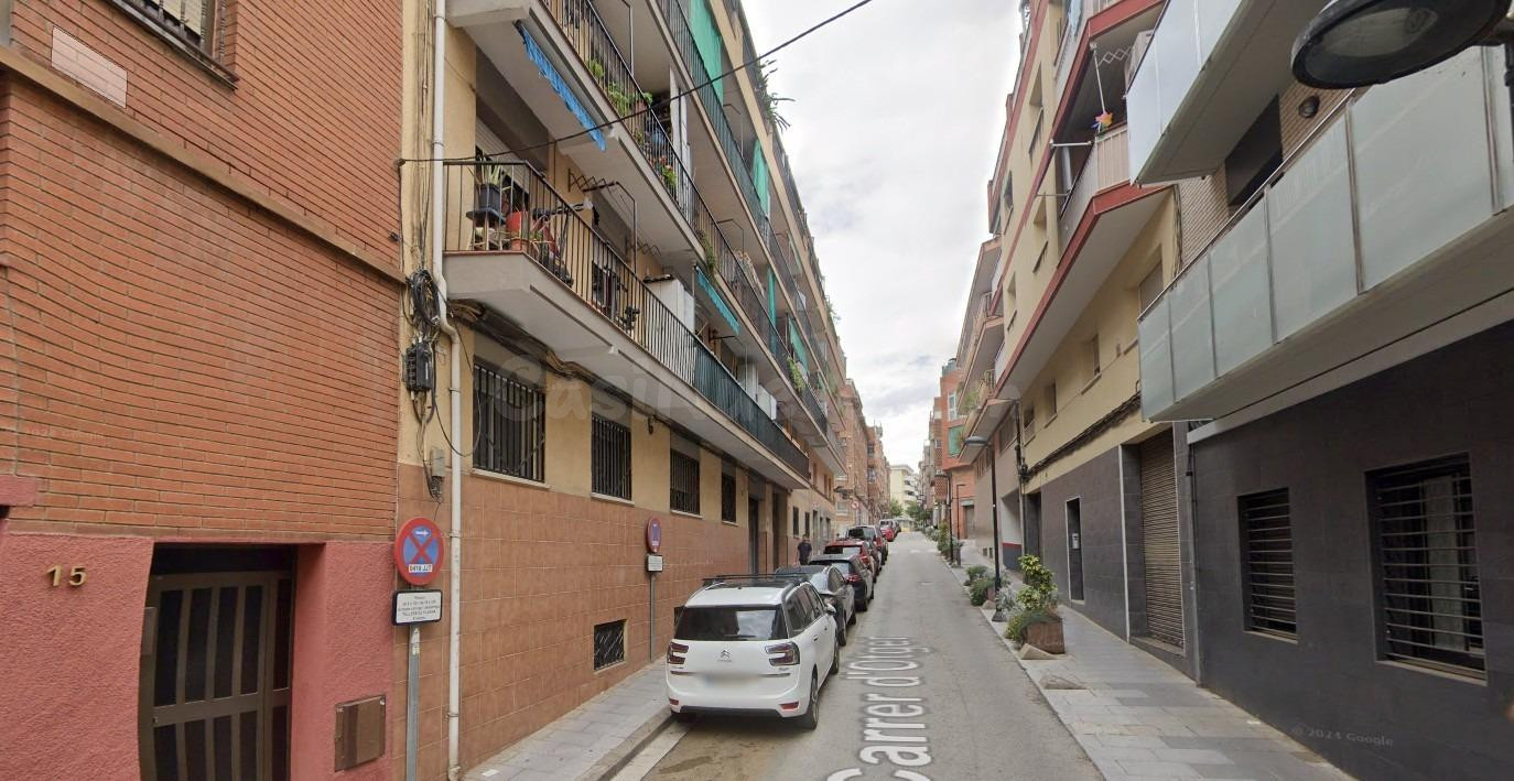 PISO EN BADALONA