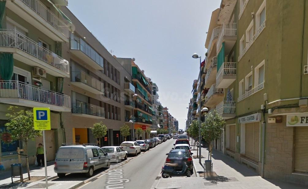 PISO EN PINEDA DE MAR