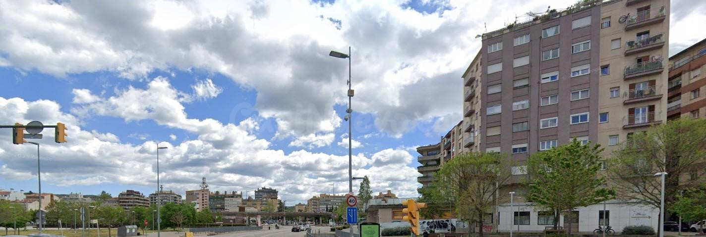 PISO EN GIRONA