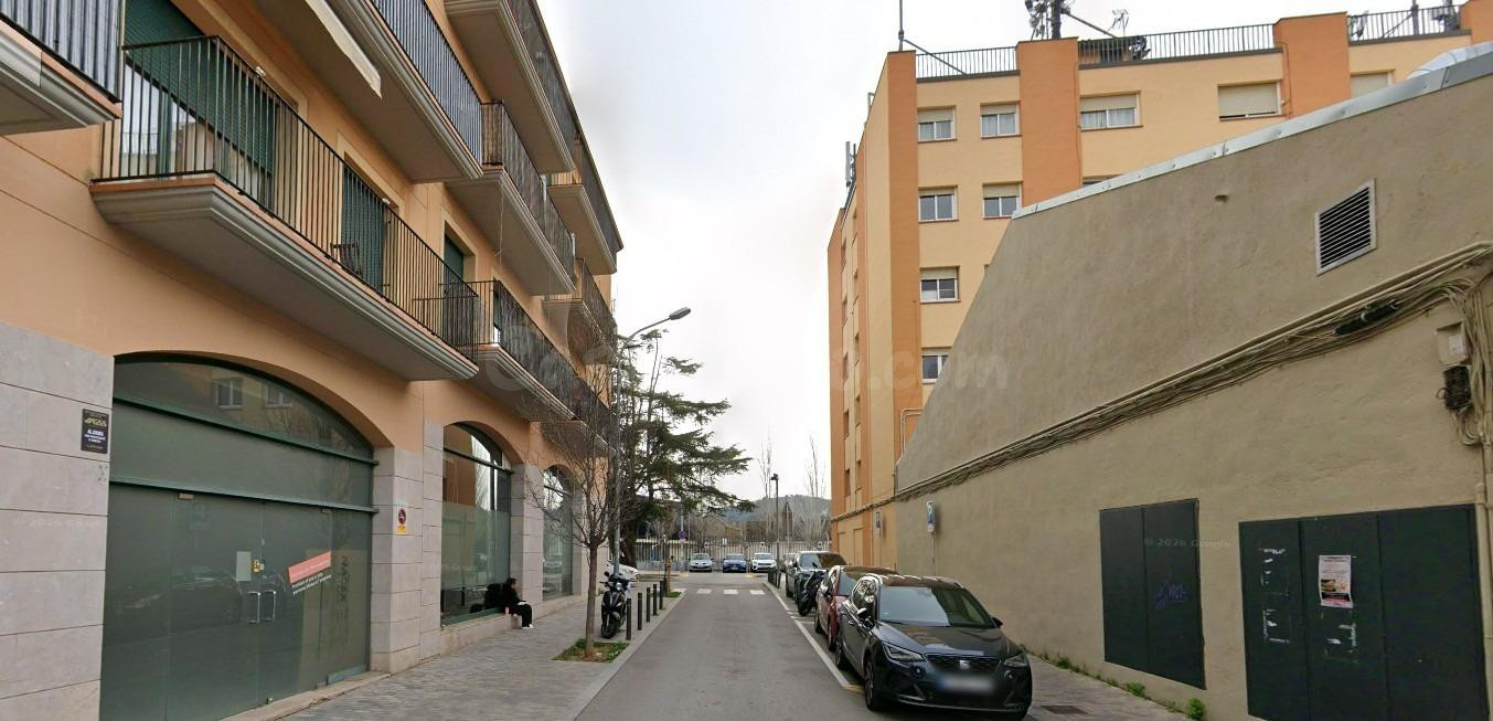 PISO EN CERDANYOLA DEL VALLES