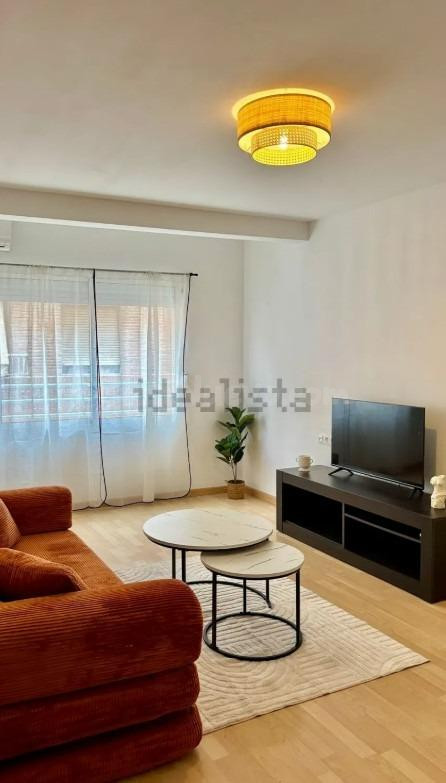 ALQUILER DE LINDA Y ACOGEDORA VIVIENDA REFORMADA ZONA SANTO DOMINGO