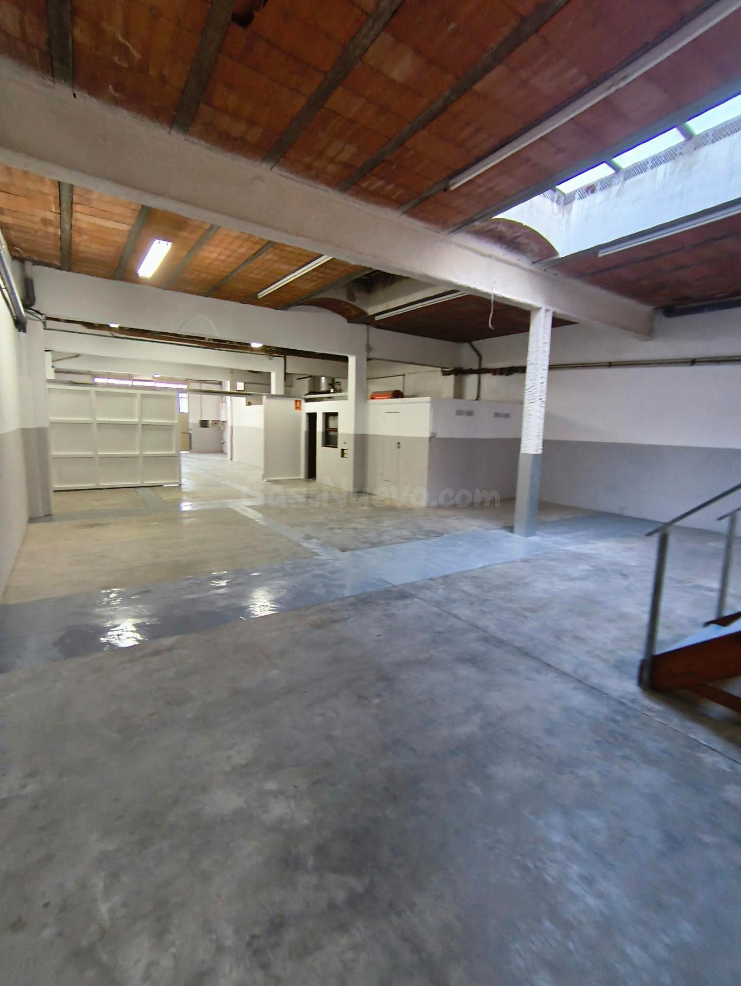 Amplio Local Comercial en Torroella de Montgrí - foto 3