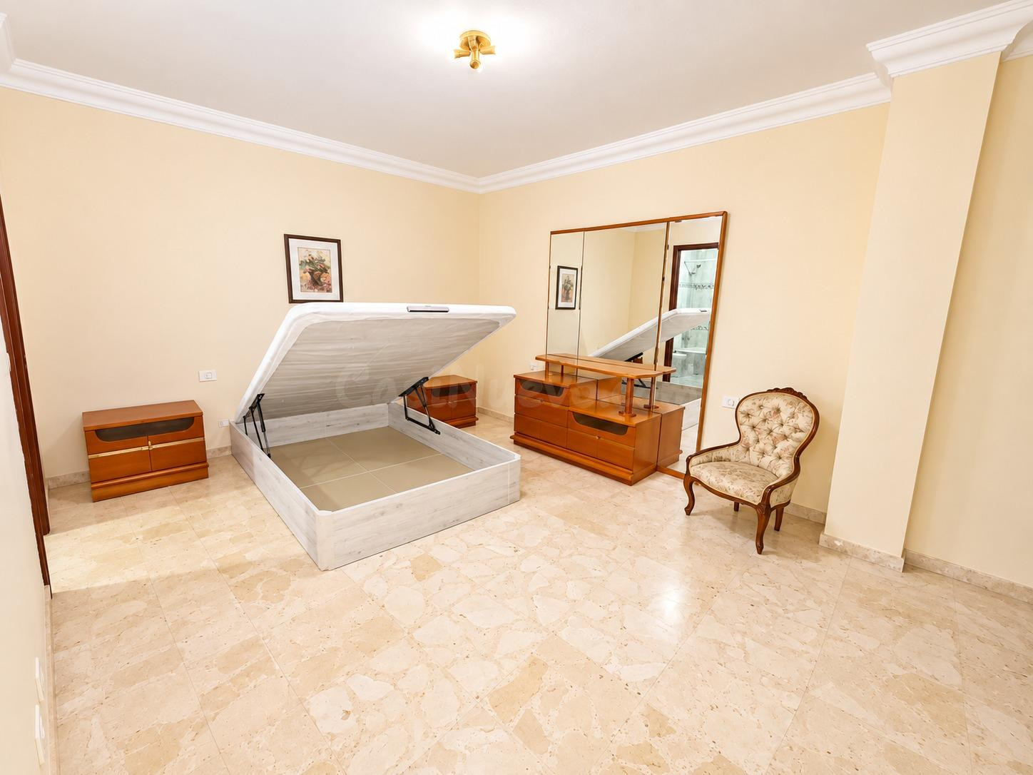 ## Amplio piso de 105 m2 con azotea privada a un paso del mar – Puerto de la Cruz - foto 2