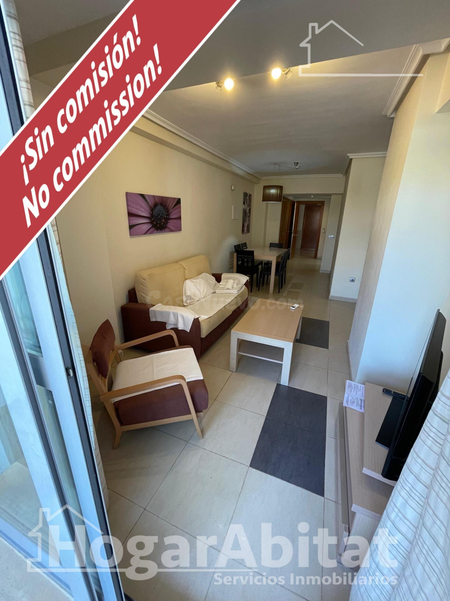 EN RESIDENCIAL CON PISCINA, GARAJE Y TERRAZA JUNTO A LA PLAYA
