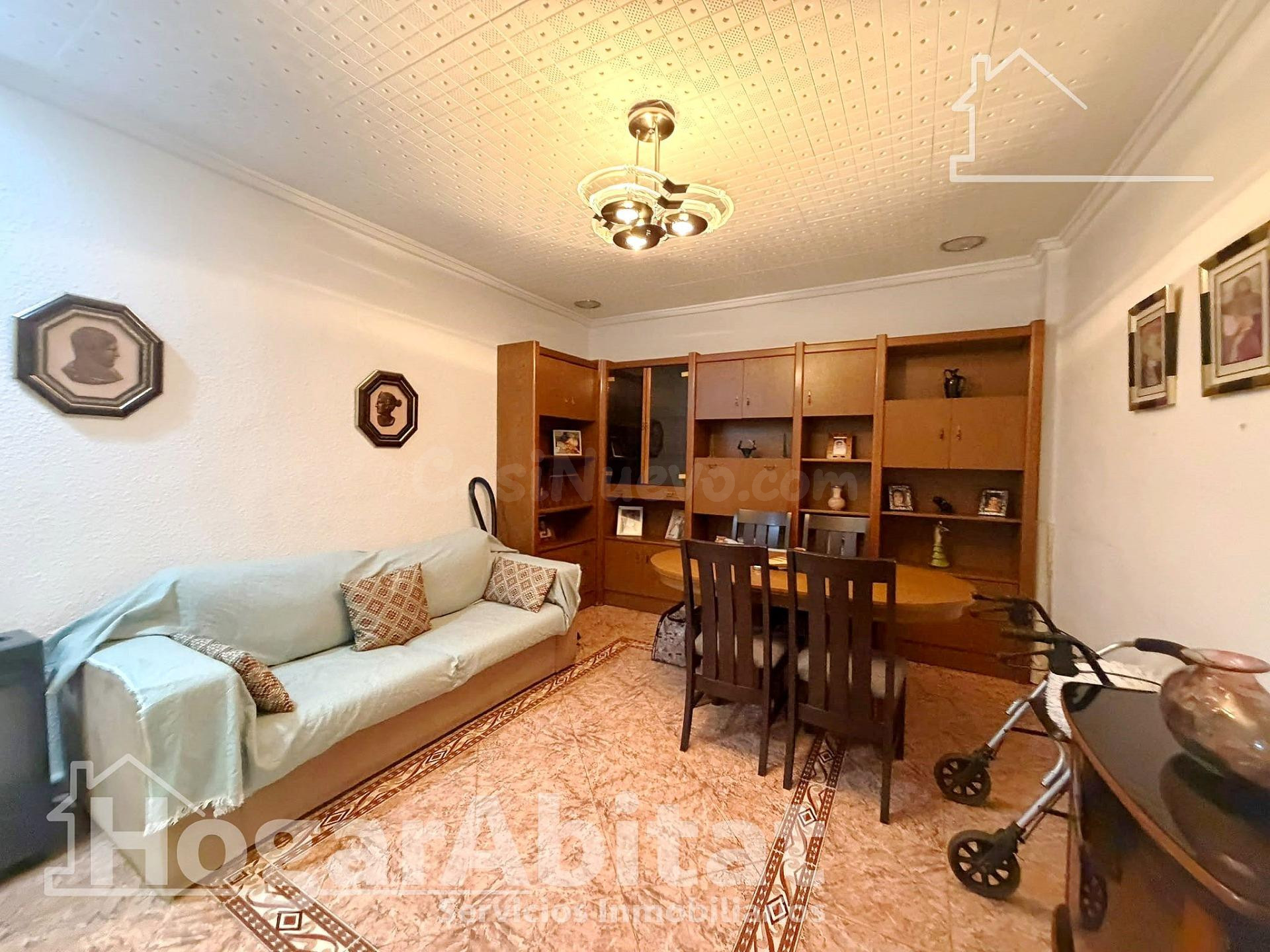 ¡En buena zona! Casa amplia y luminosa con gran terraza y ba - foto 5