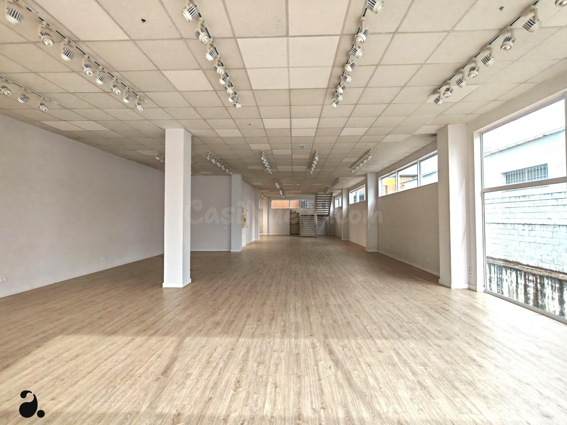 LOCAL COMERCIAL EN ALQUILER EN P-29 COLLADO VILLALBA - foto 4