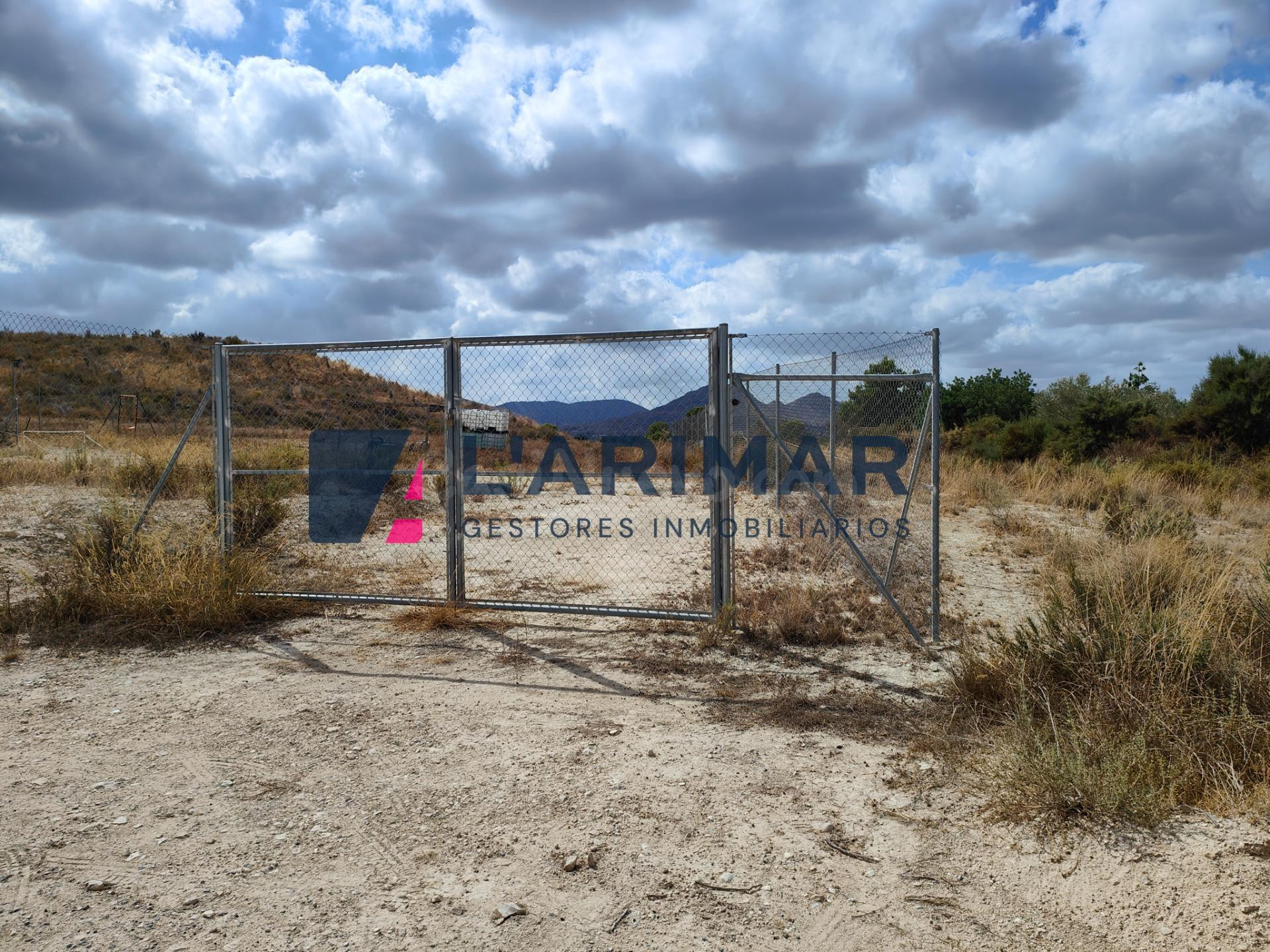 ¡EXCELENTE OPORTUNIDAD!   Terreno en El Moralet (Alicante) - foto 2
