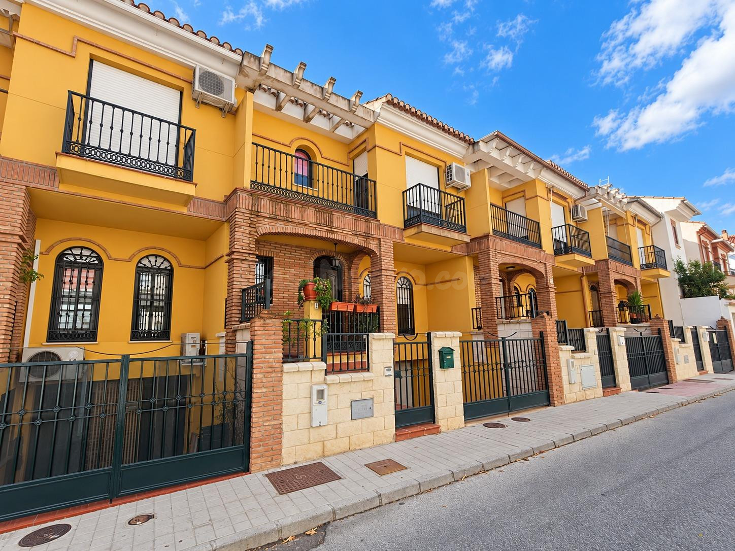 Una casa para vivir a lo grande, en una de las zonas mas dem - foto 3