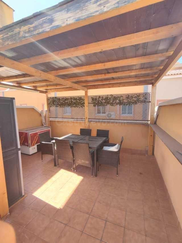 TENERIFE SUR – San Isidro- ADOSADO 140 m2 - 3dormitoriosS-| 3 TERRAZAS- Solarium- GARAJE 2 coches