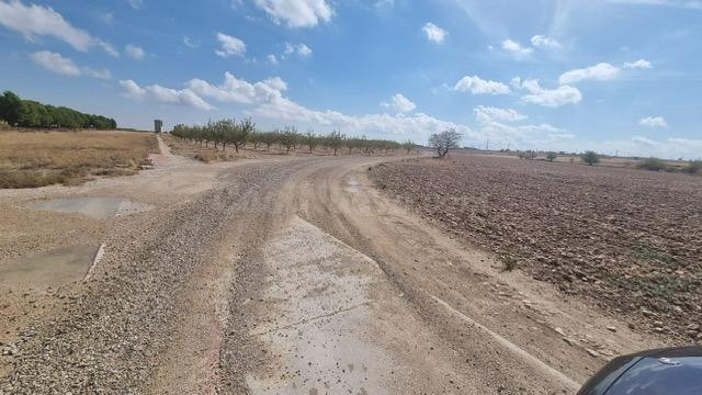 Conjunto de cinco terrenos urbanos en Urb. Alto de La Muela - foto 5