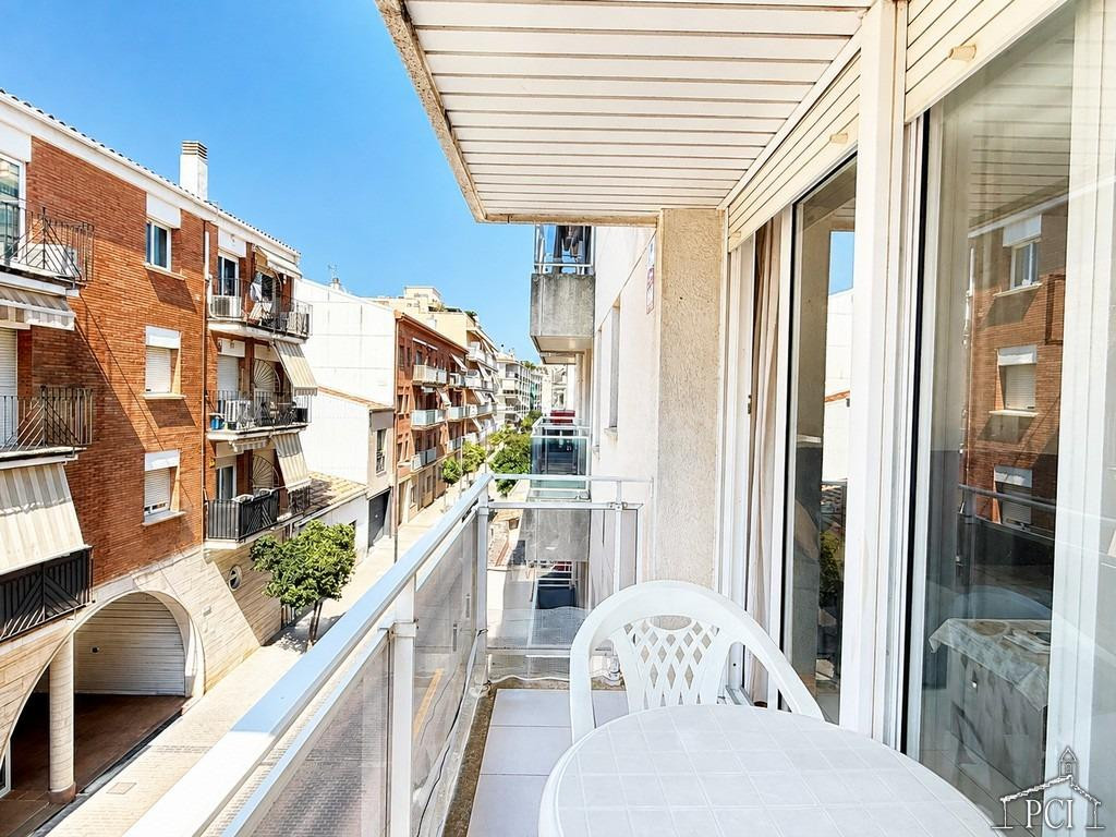 Apartamento en Sant Antonio de Calonge a pocos metros de pla - foto 2