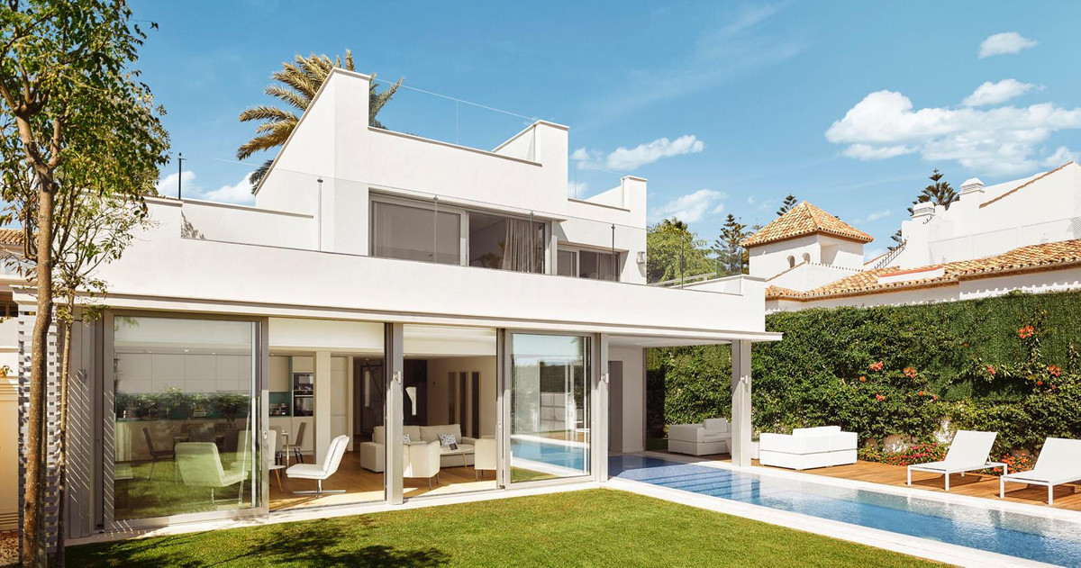 Chalet 5 habitaciones 250m² en venta - Marbella
