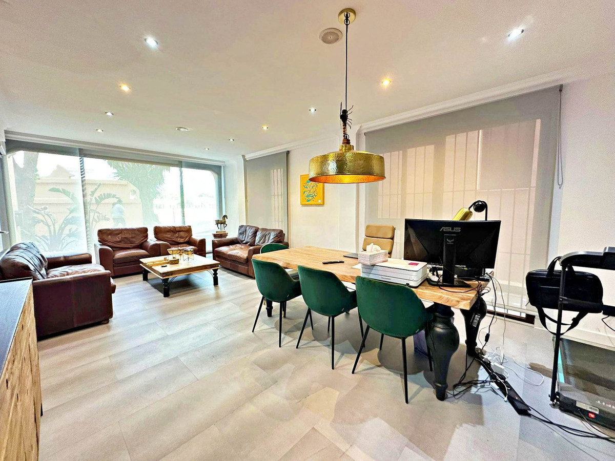 Oficina 84m² en venta - Costa Del Sol