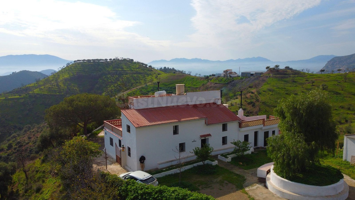 Finca rústica 6 habitaciones 371m² en venta - South of spain - foto 2