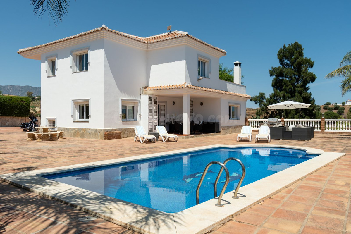 Chalet 4 habitaciones 378m² en venta - Riviera del sol