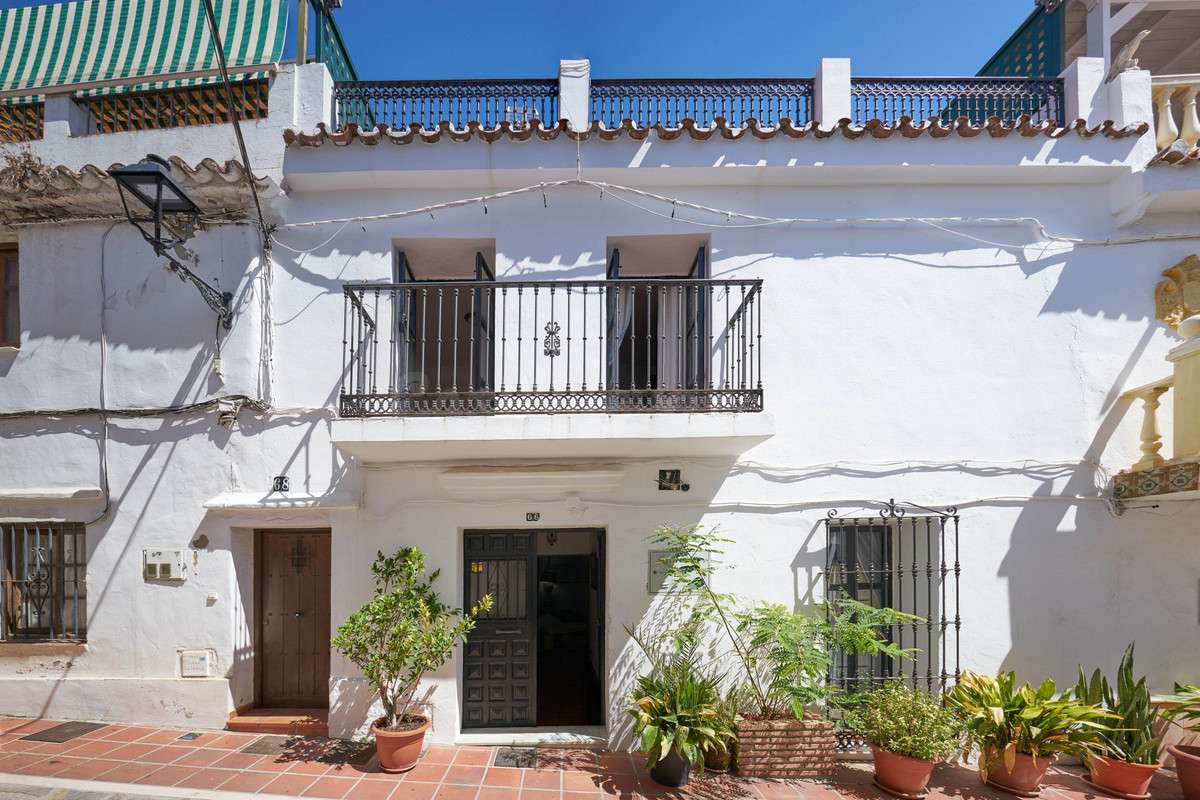 Hotel 7 habitaciones 240m² en venta - Marbella