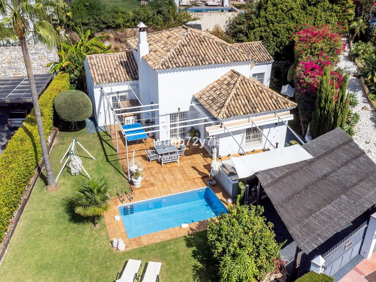 Chalet 4 habitaciones 160m² en venta - Istan pueblo