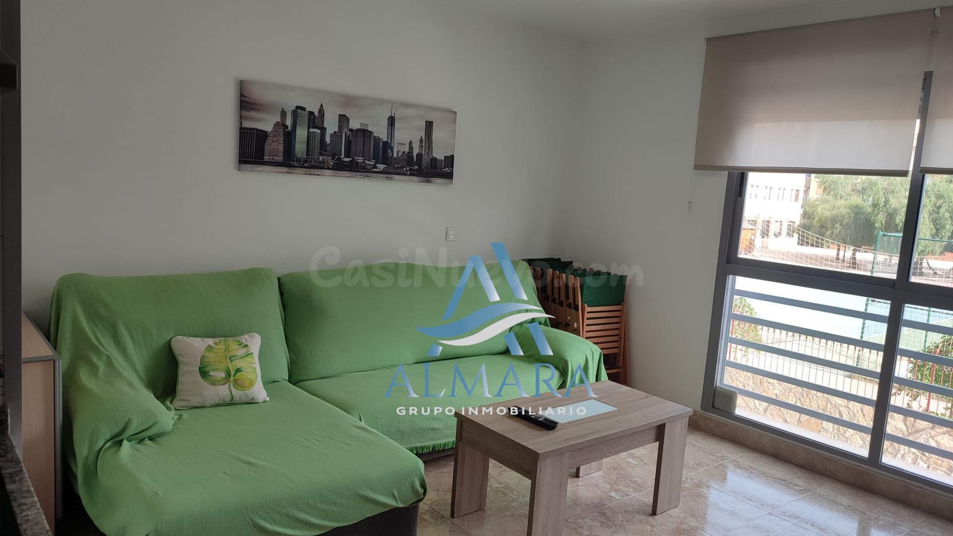 Se alquila vivienda para todo el año
