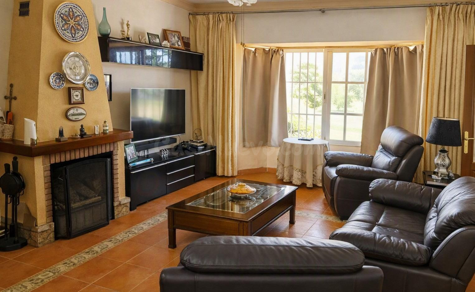 Chalet urbano en Los Gallos.