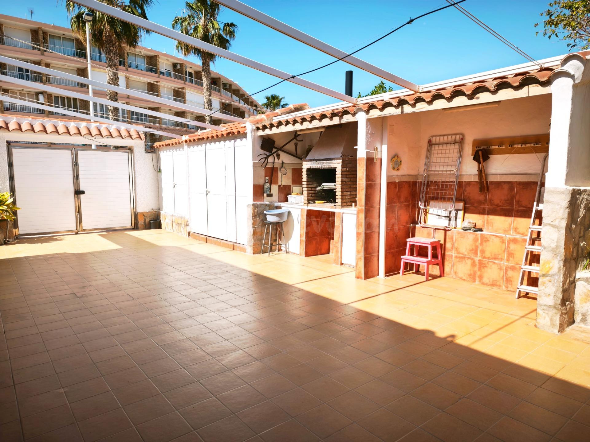 FANTASTICO CHALET TODO EN PLANTA BAJA MUY CERCA DE LA PLAYA, EN PUERTO DE MAZARRON