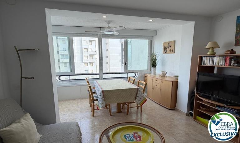 Piso de una habitación a 50 m de la playa