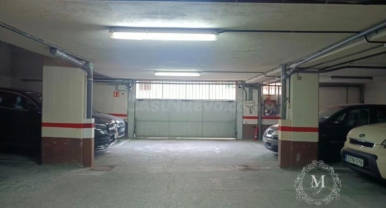 Gran parcela de garaje junto al Ayuntamiento y Metro en Basa - foto 5