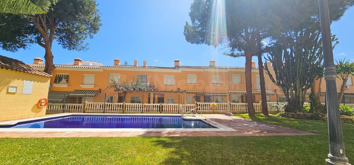 Casa 3 habitaciones 72m² en venta - San Luis de Sabinillas