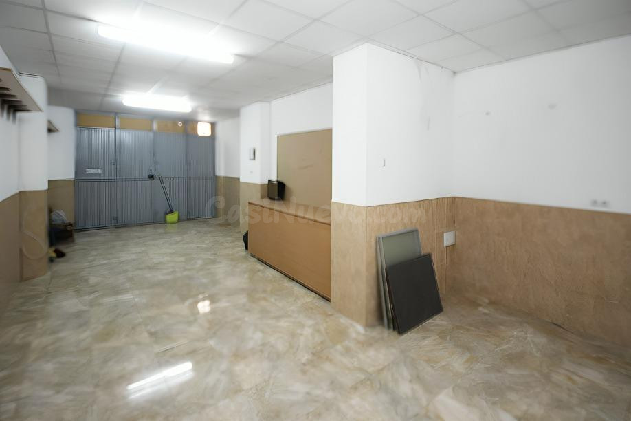 BAJO EN VENTA EN TORRENT – 81 m2, REFORMADO, A PIE DE CALLE  - foto 3