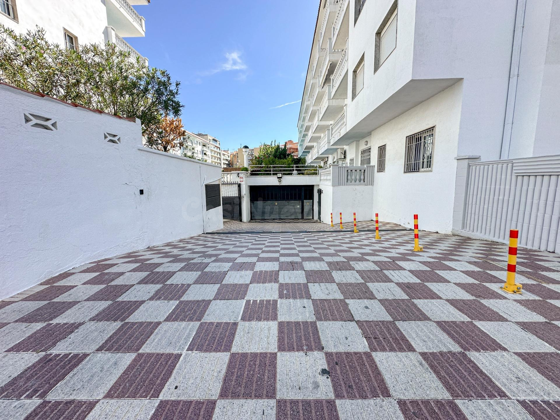 Amplio Parking en Venta en Els Pins, Blanes zona Mercadona
