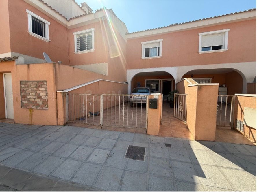Casa 4 habitaciones 91m² en venta - Roldán - foto 3