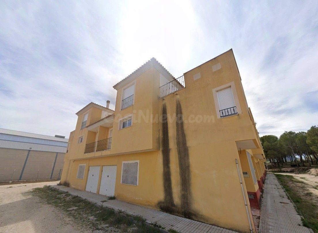 Venta de Casa Adosada en Caravaca de la Cruz (Murcia) - foto 2