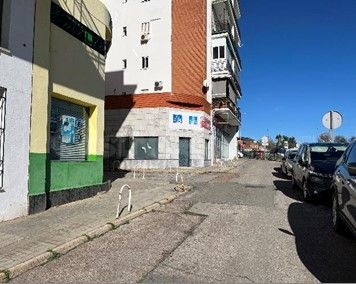 Local comercial 190m² en venta - Extremadura - foto 2
